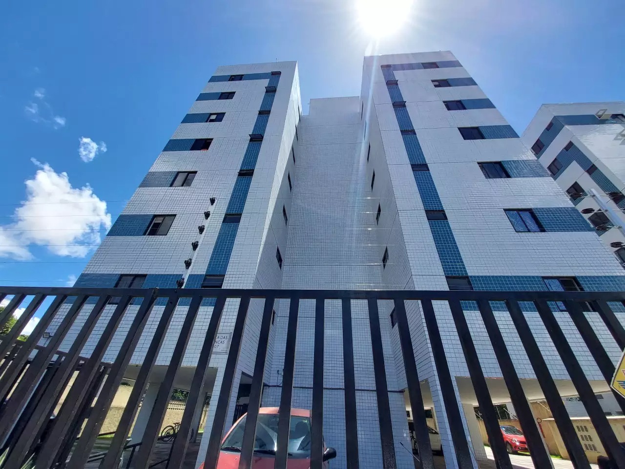 Apartamento 2 quartos ( 1 suíte ) para à venda em Engenho do Meio - Recife - Edifício Praça das Avencas - CTI imobiliaria: Fachada 