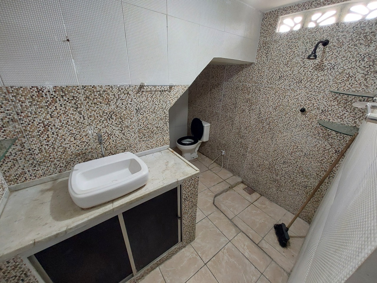 Casa 4 quartos ( 1 suíte ) para para aluguel em Prado - Recife - - CTI imobiliaria: 