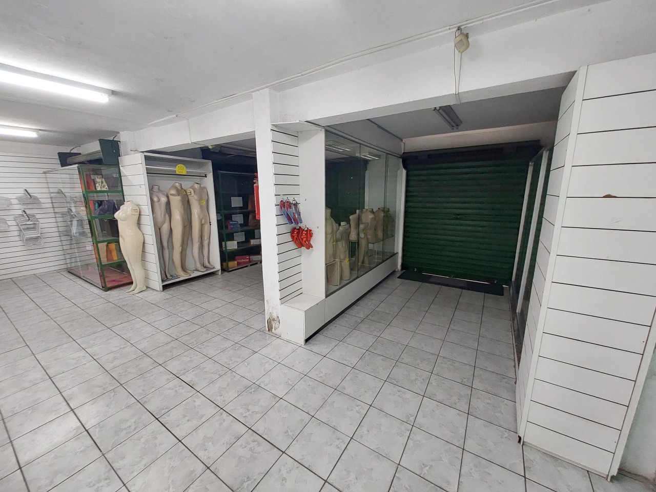 Loja para aluguel no Zumbi: 