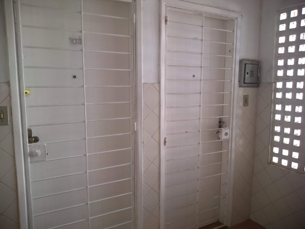 Apartamento 1 quarto ( ) para à venda em Iputinga - Recife - Padre Cicero - CTI imobiliaria: Entrada do Apto