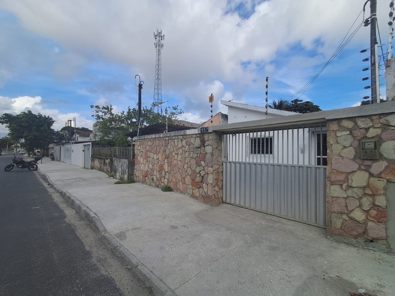 Casa 6 quartos ( ) para para aluguel em Cordeiro - Recife - - CTI imobiliaria: 