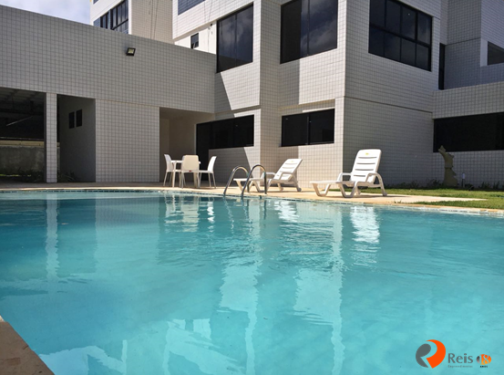 Apartamento 2 quartos ( 1 suíte ) para à venda em Campo Grande - Recife - Edifício Casttelo Ravena - CTI imobiliaria: Piscina 