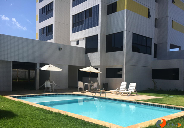 Apartamento 2 quartos ( 1 suíte ) para à venda em Campo Grande - Recife - Edifício Casttelo Ravena - CTI imobiliaria: Piscina 