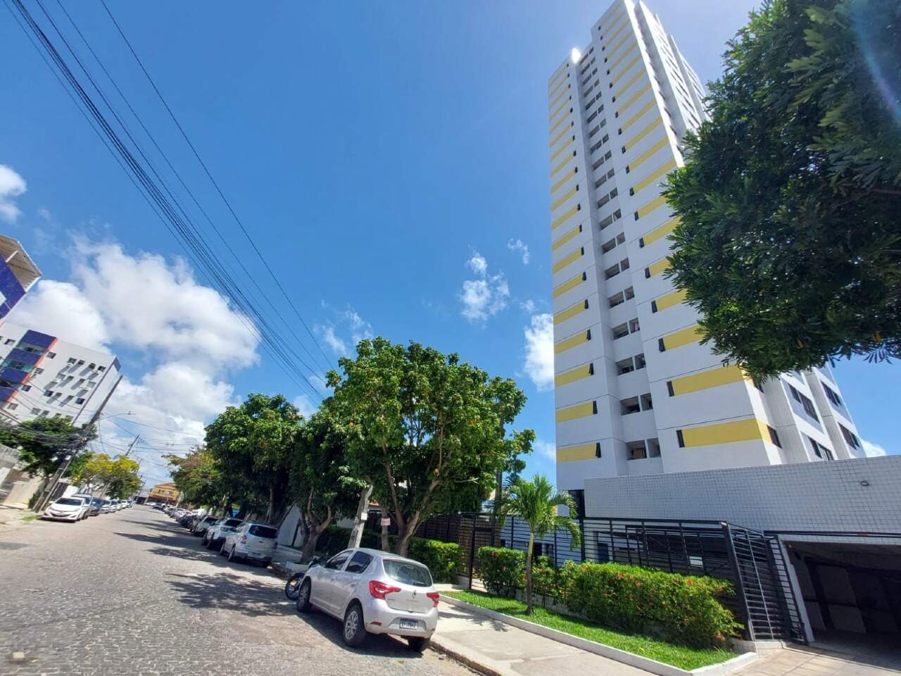 Apartamento 2 quartos ( 1 suíte ) para à venda em Campo Grande - Recife - Edifício Casttelo Ravena - CTI imobiliaria: Fachada 