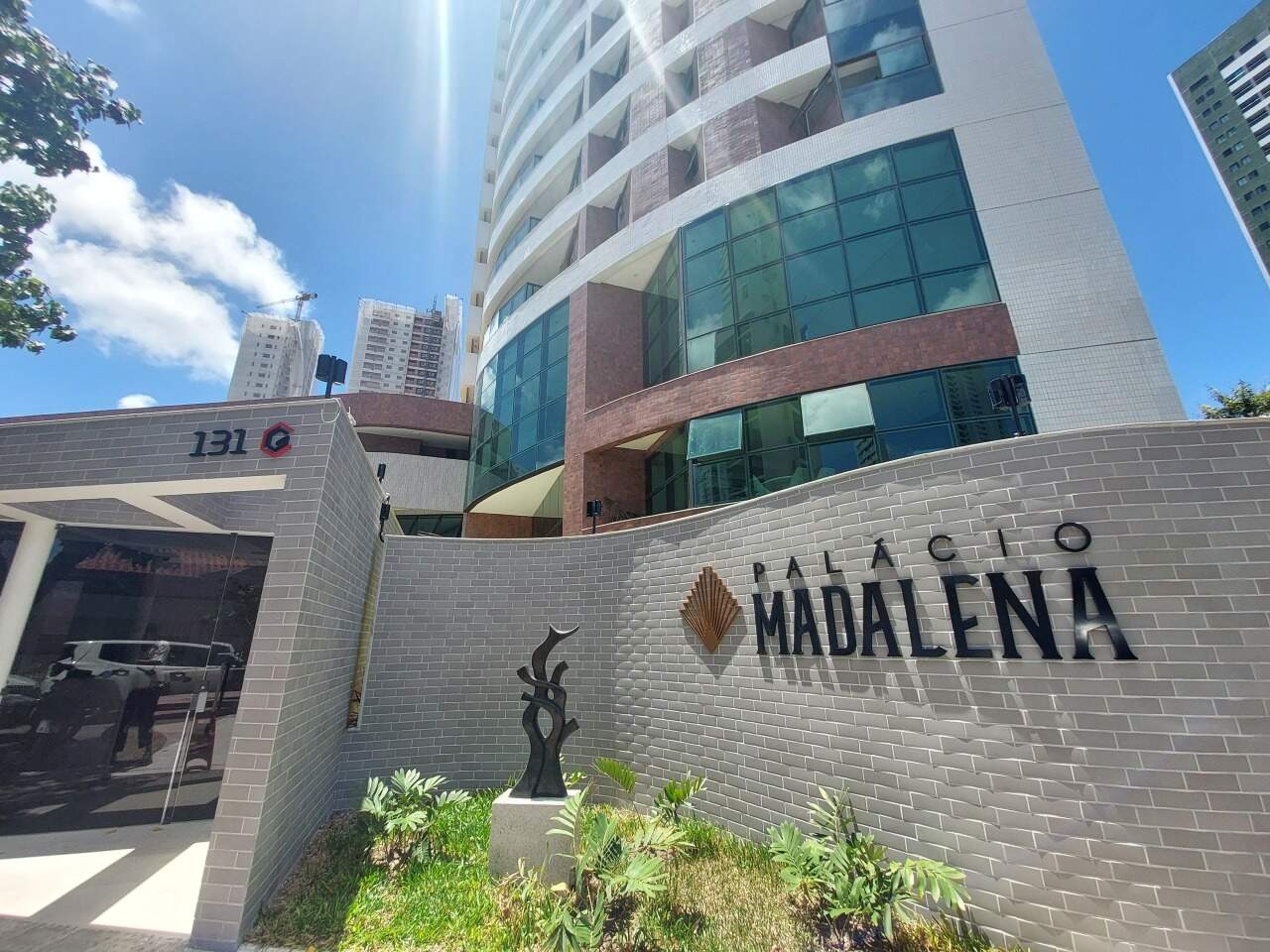 Apartamento 2 quartos ( 1 suíte ) para para aluguel em Madalena - Recife - Palácio Madalena - CTI imobiliaria: 