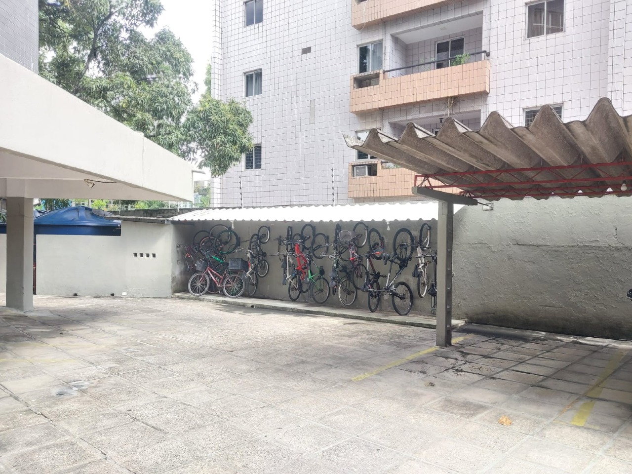 Apartamento 3 quartos ( 2 suítes ) para à venda em Cidade Universitária - Recife - Edifício Rio Amazonas - CTI imobiliaria: Bicicletario 