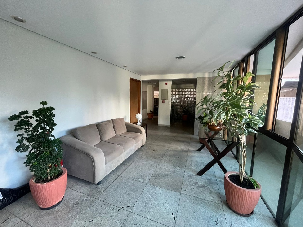 Apartamento 3 quartos ( 1 suíte ) para à venda em Madalena - Recife - Edifício Catarina - CTI imobiliaria: Hall