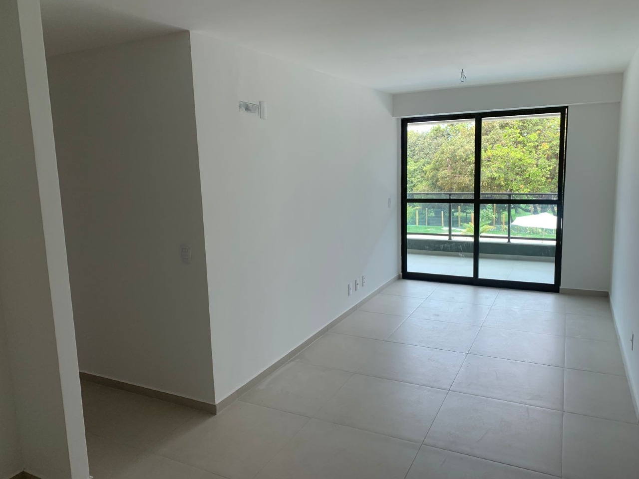 Apartamento 2 quartos ( 1 suíte ) para à venda em Praia dos Carneiros - Tamandaré - Galápagos Beach Residence - CTI imobiliaria: Sala 2 ambientes 