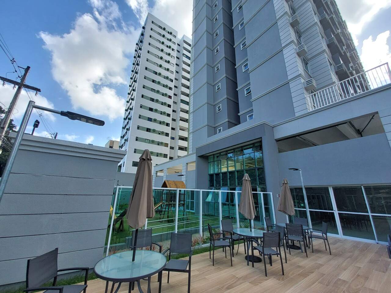 Apartamento 2 quartos ( 1 suíte ) para para aluguel em Madalena - Recife - - CTI imobiliaria: 