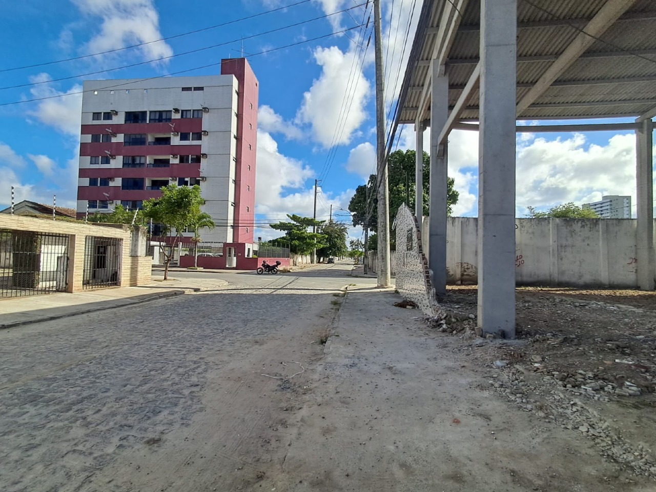 Prédio ( ) para para aluguel em Cordeiro - Recife - - CTI imobiliaria: 
