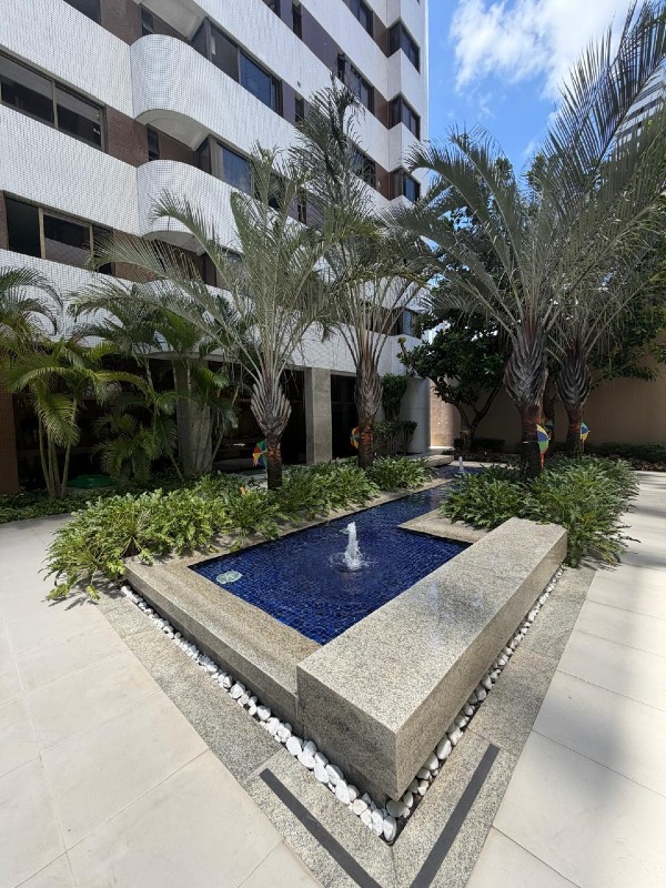 Apartamento 4 quartos ( ) para para aluguel em Tamarineira - Recife - Edf. Chacará Sta Rosa - CTI imobiliaria: Jardim e fachada