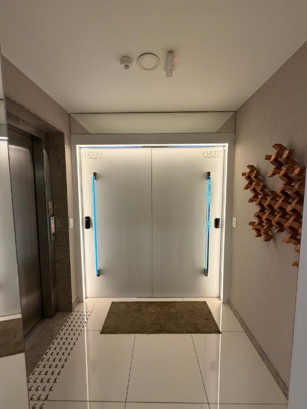 Apartamento 4 quartos ( ) para para aluguel em Tamarineira - Recife - Edf. Chacará Sta Rosa - CTI imobiliaria: Hall