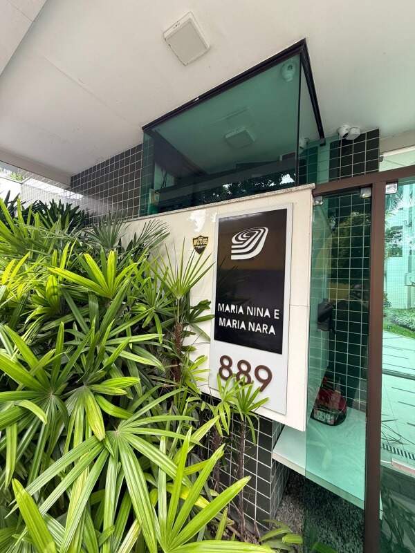 Apartamento 3 quartos ( 1 suíte ) para à venda em Cordeiro - Recife - Edifício Maria Nina e Maria Nara - CTI imobiliaria: Entrada