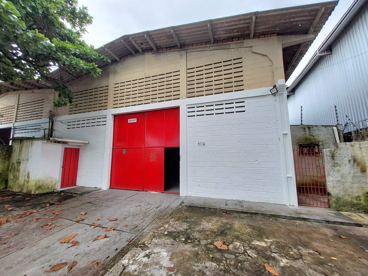 Galpão ( ) para para aluguel em Imbiribeira - Recife - - CTI imobiliaria: 