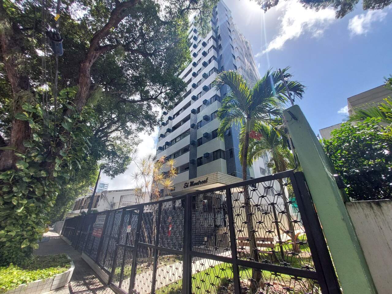 Apartamento 3 quartos ( 1 suíte ) para para aluguel em Espinheiro - Recife - Edifício Montreal - CTI imobiliaria: 