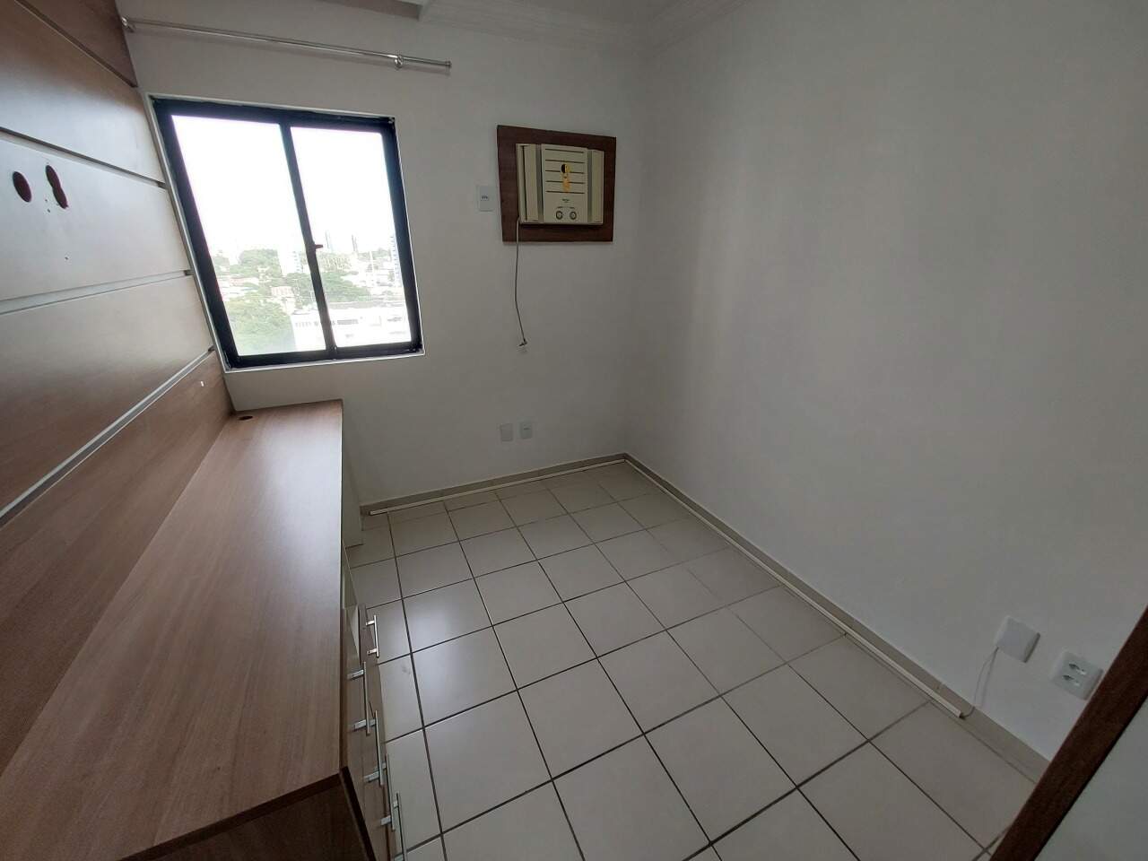 Apartamento 3 quartos ( 1 suíte ) para para aluguel em Espinheiro - Recife - Edifício Montreal - CTI imobiliaria: 
