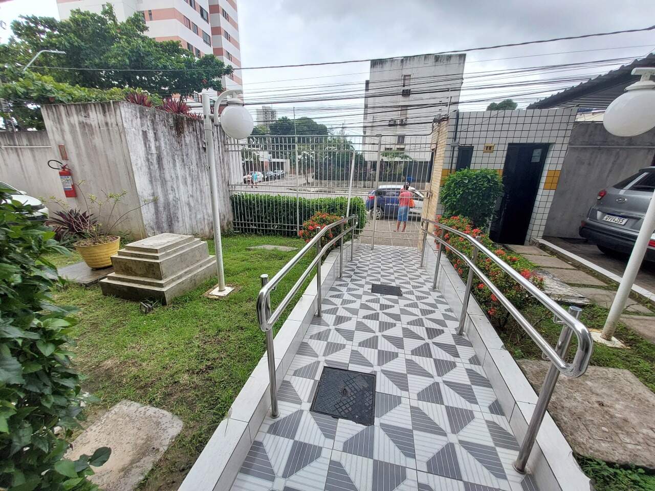 Apartamento 3 quartos ( 1 suíte ) para à venda em Várzea - Recife - Edifício La Pietá - CTI imobiliaria: Acesso 