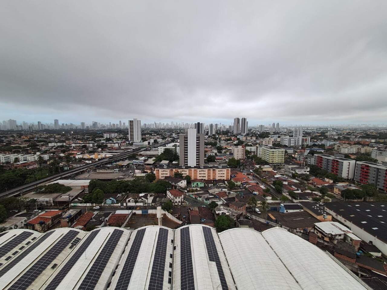 Apartamento 2 quartos ( 1 suíte ) para para aluguel em Iputinga - Recife - Edifício Praça dos Jatobás - CTI imobiliaria: 