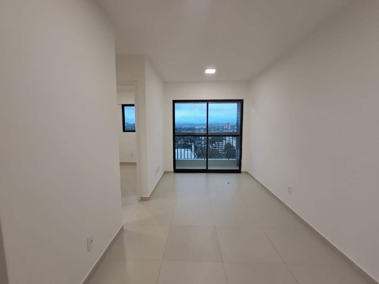Apartamento 2 quartos ( 1 suíte ) para para aluguel em Iputinga - Recife - Edifício Praça dos Jatobás - CTI imobiliaria: 