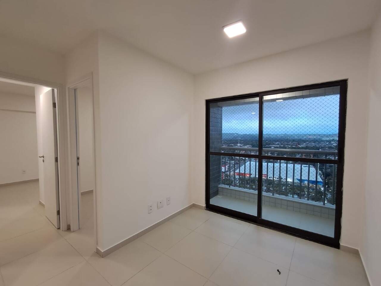 Apartamento 2 quartos ( 1 suíte ) para para aluguel em Iputinga - Recife - Edifício Praça dos Jatobás - CTI imobiliaria: 