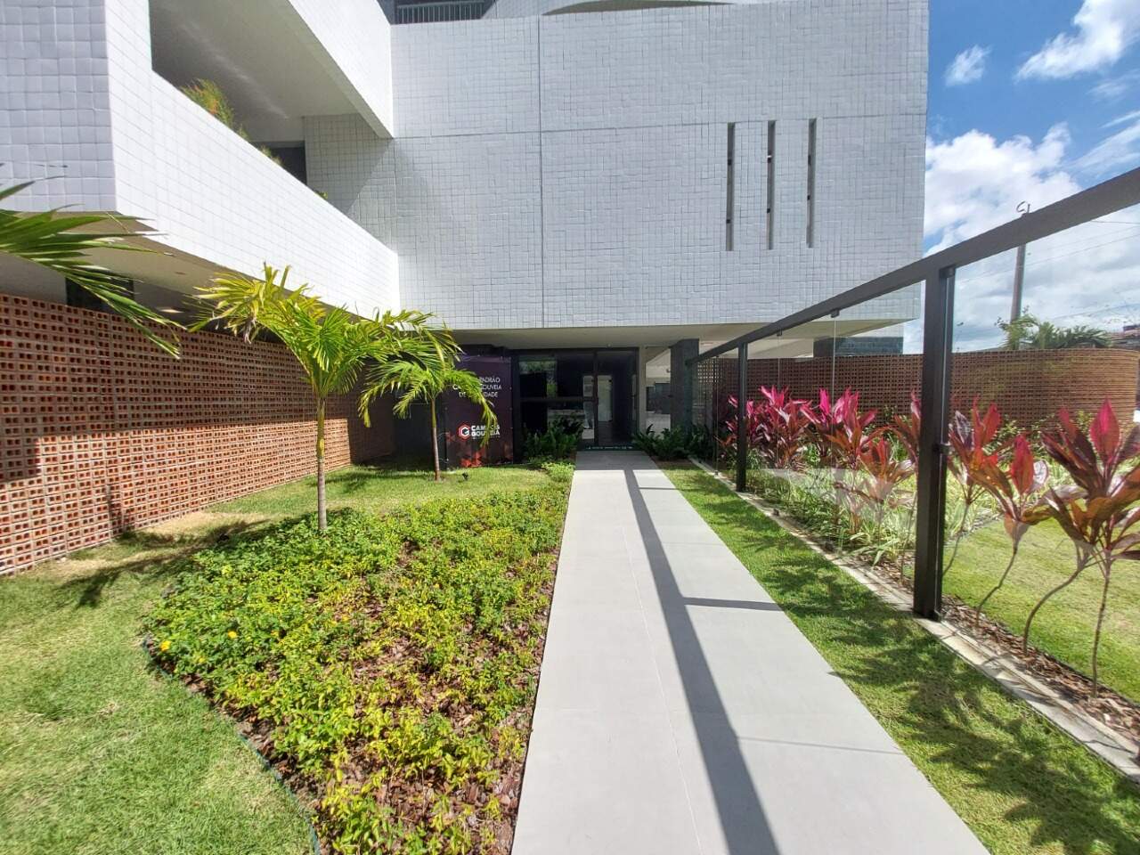 Apartamento 2 quartos ( 1 suíte ) para à venda em Iputinga - Recife - Edifício Praça dos Jatobás - CTI imobiliaria: Entrada 
