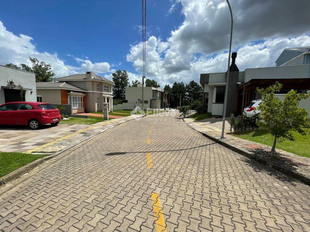 Terreno à venda no Villa Lucchesi: 