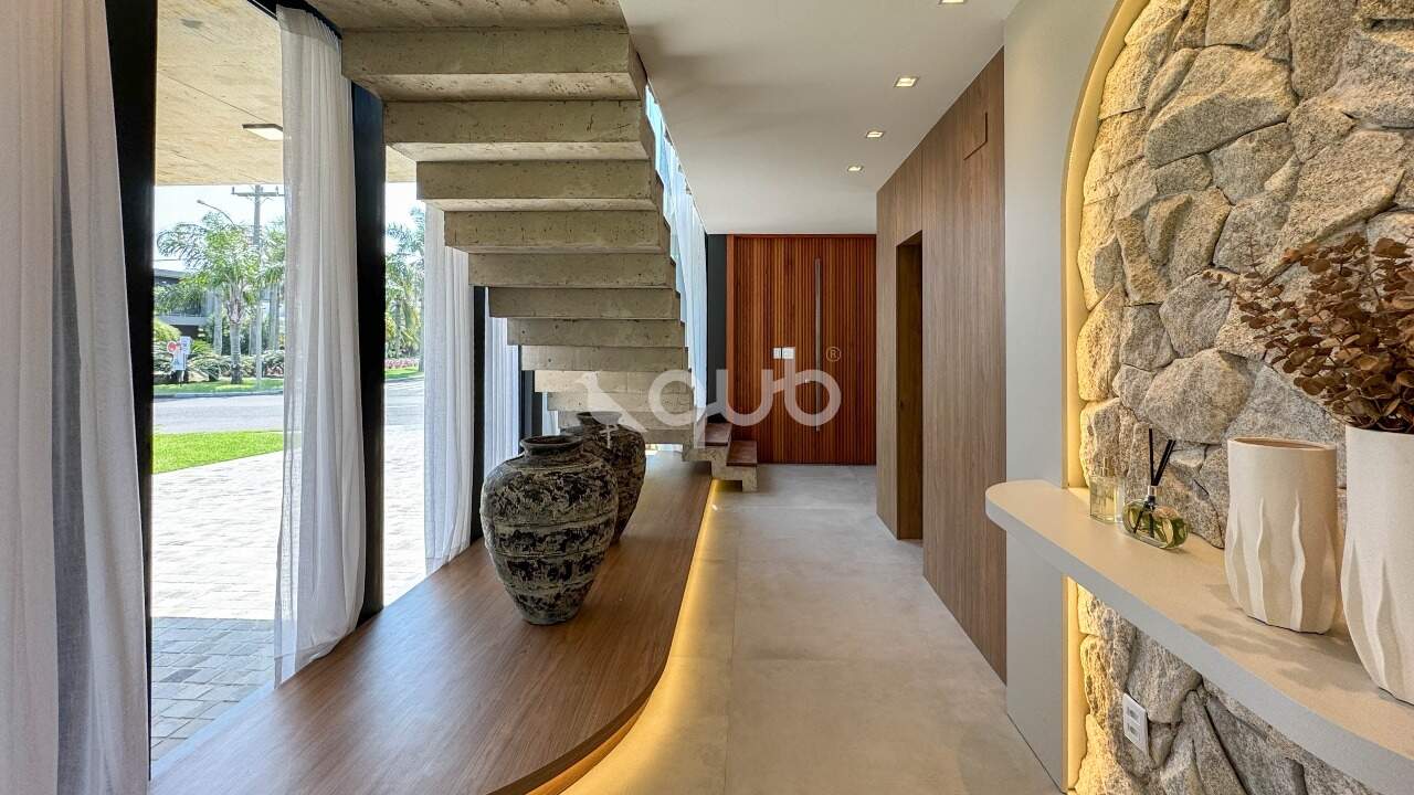 Condomínio Porto Coronado