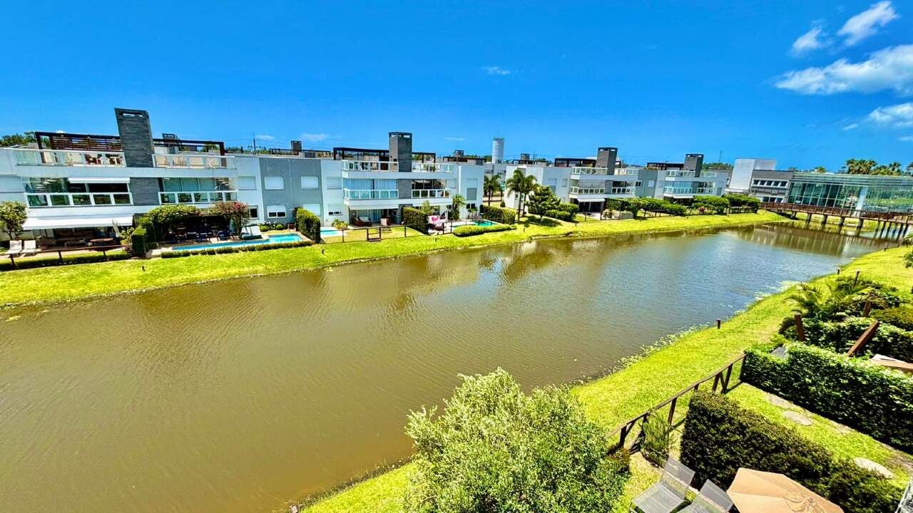 Condomínio Rossi Atlantida