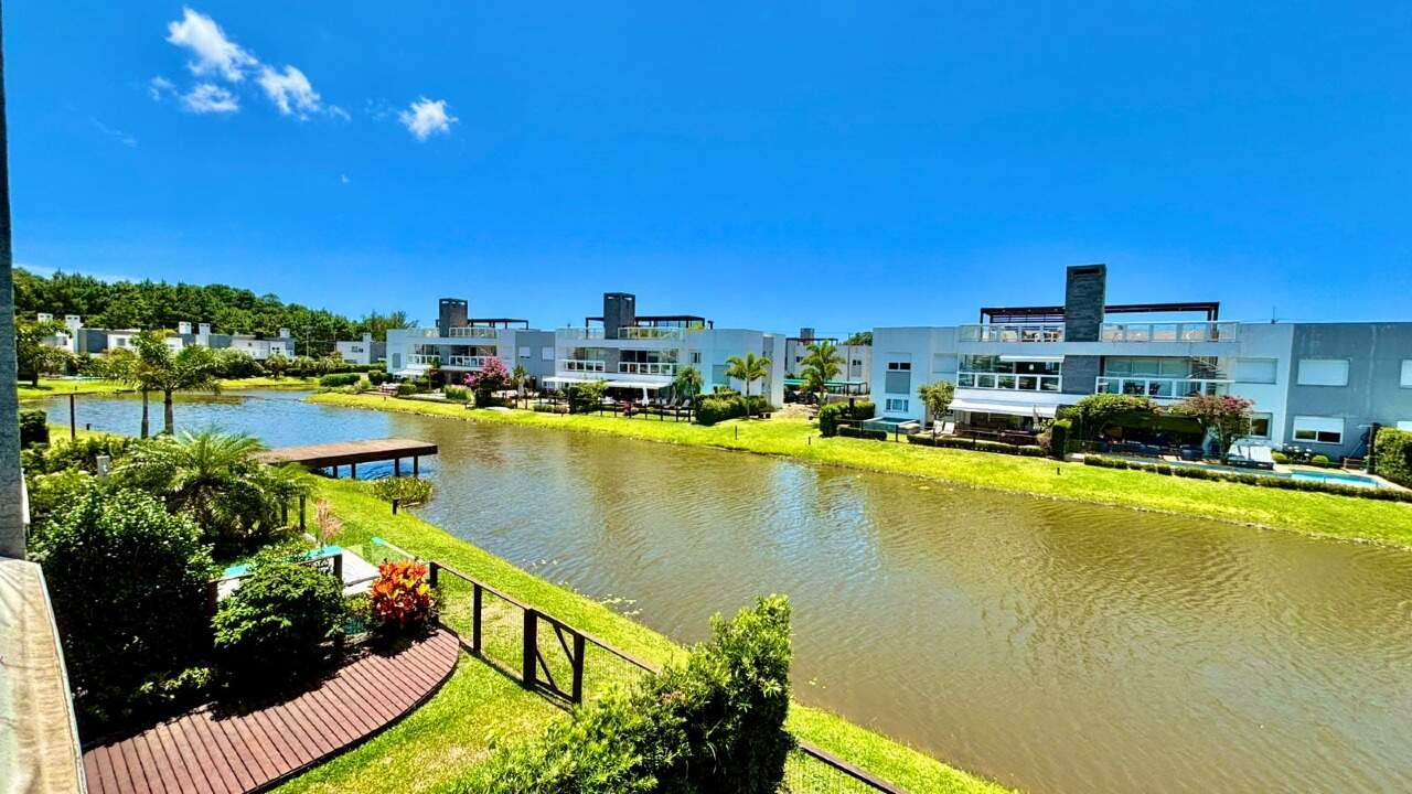 Condomínio Rossi Atlantida