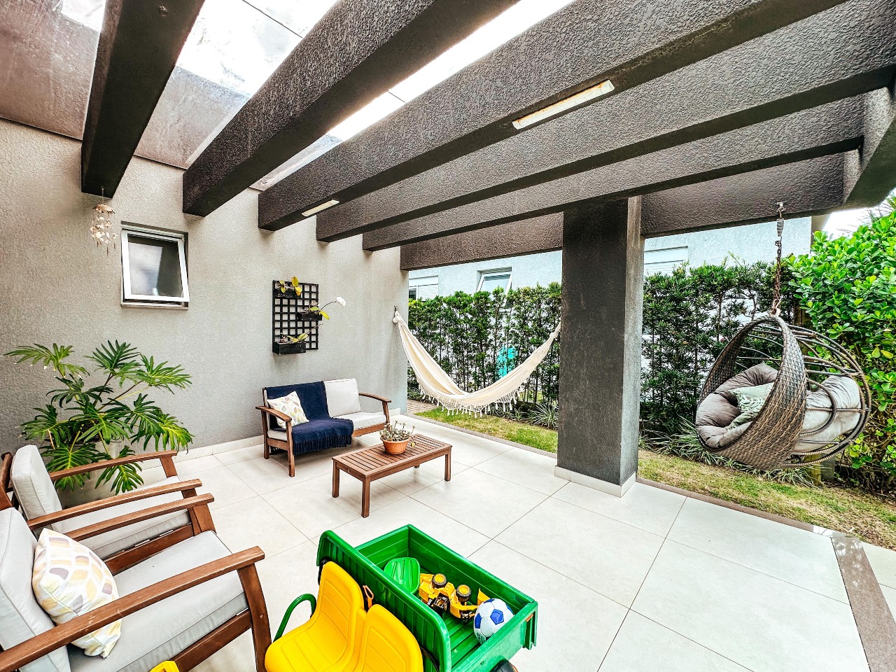 Condomínio Acqualina Beach