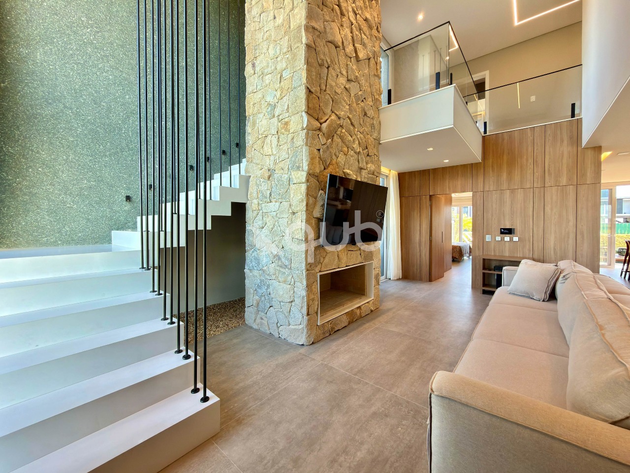 Condomínio Allure Beach Condo