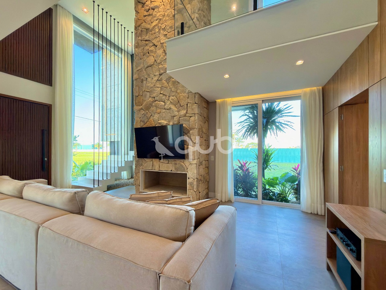 Condomínio Allure Beach Condo