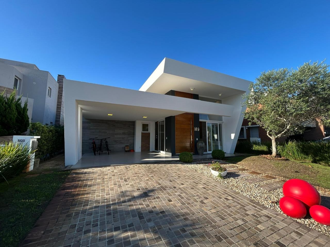 Condomínio Malibú Beach Residence