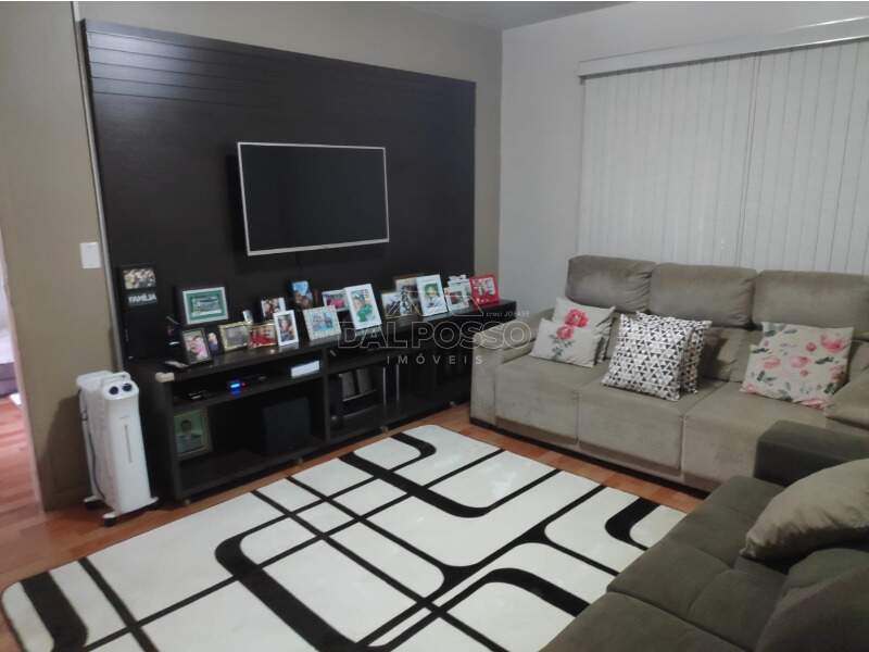 CASA à venda no Bonsucesso: 