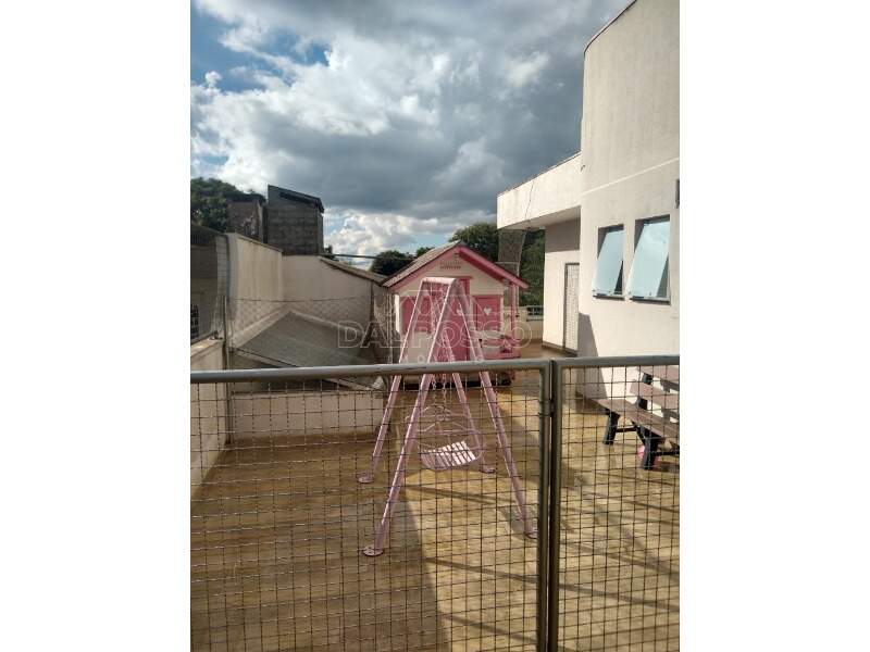 SOBRADO à venda no Centro: 