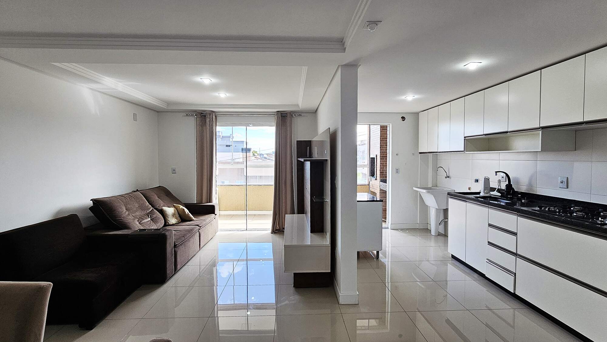 APARTAMENTO à venda no Bonsucesso: 