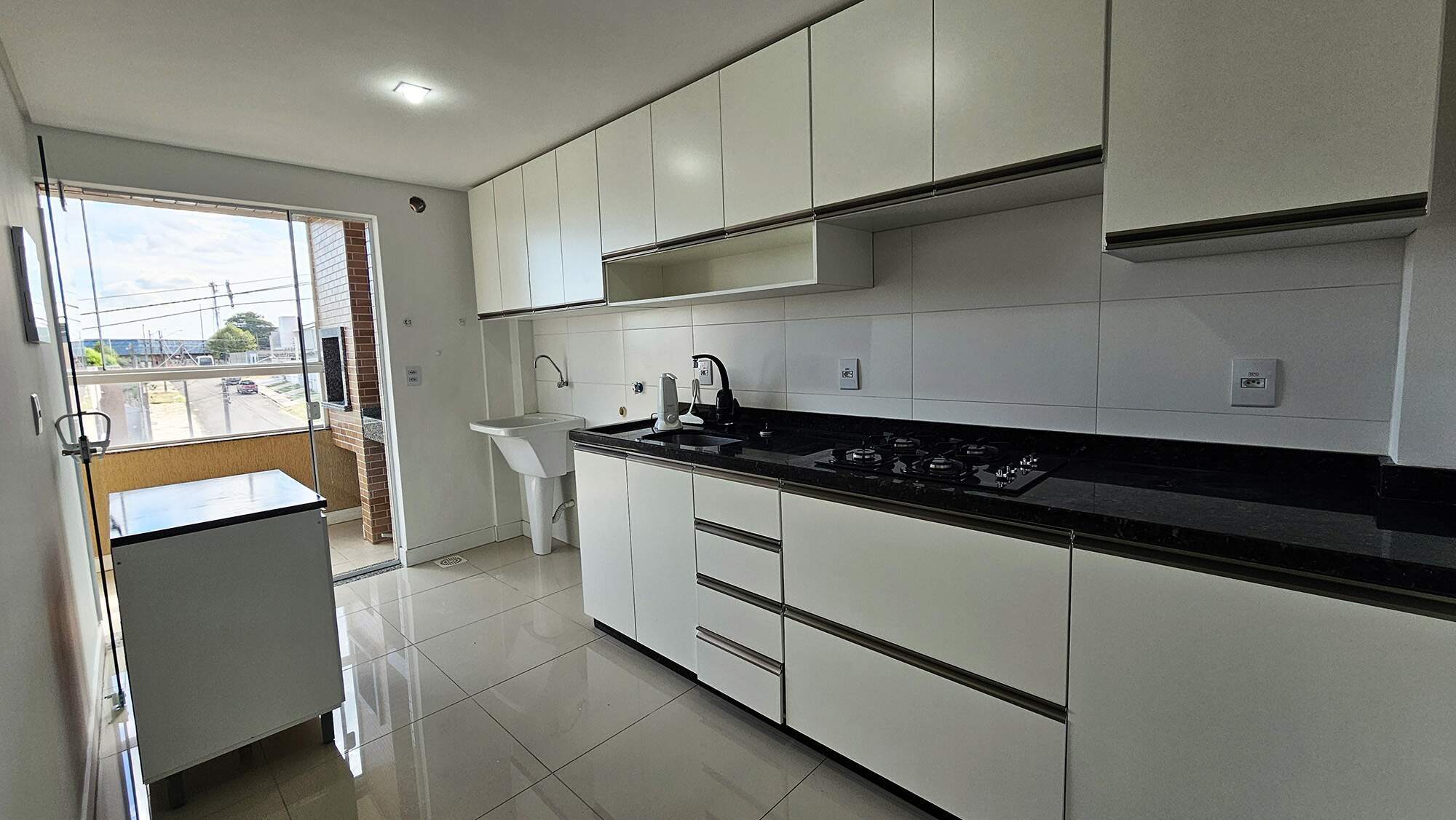 APARTAMENTO à venda no Bonsucesso: 