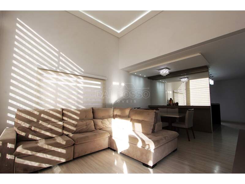 CASA à venda no ALTO CASCAVEL: 