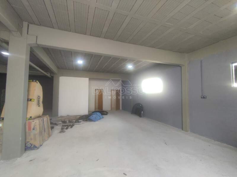 IMÓVEL COMERCIAL à venda no Conradinho: 