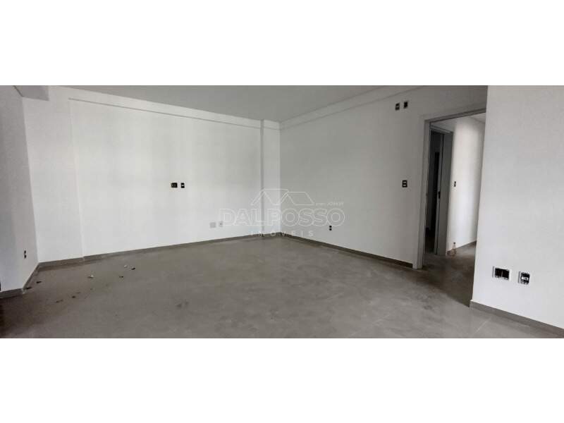 APARTAMENTO à venda no Bonsucesso: 