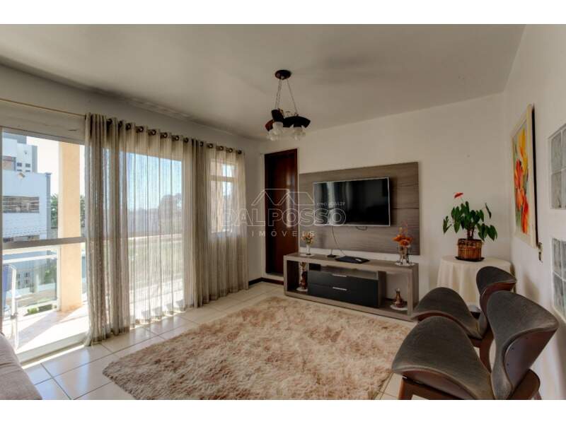 APARTAMENTO à venda no Bonsucesso: 