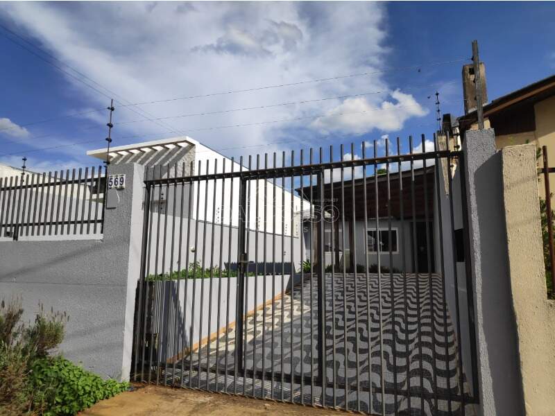 CASA à venda no CASCAVEL: 