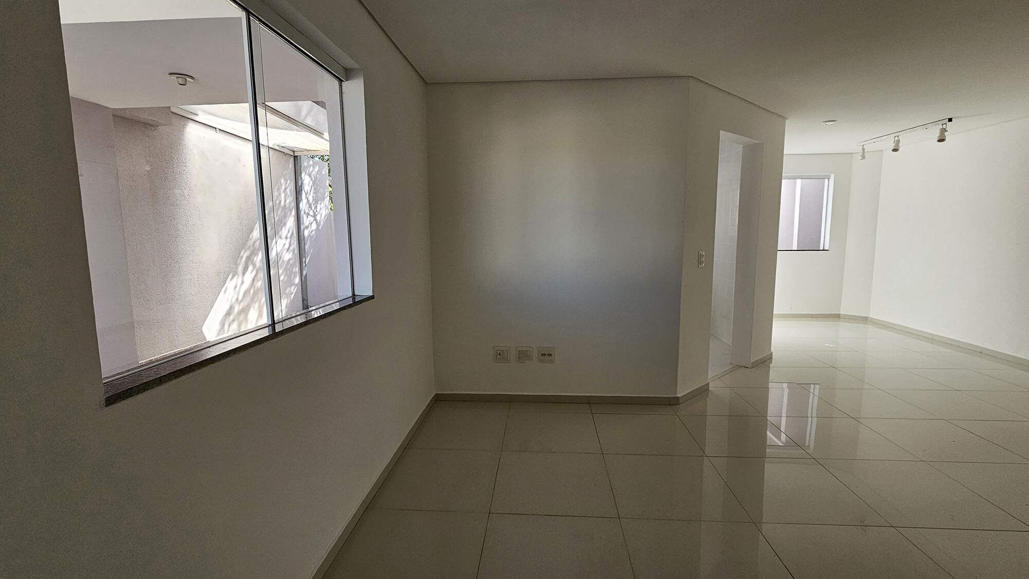 SOBRADO à venda no Bonsucesso: 