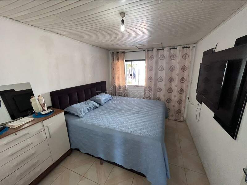 CASA à venda no Conradinho: 