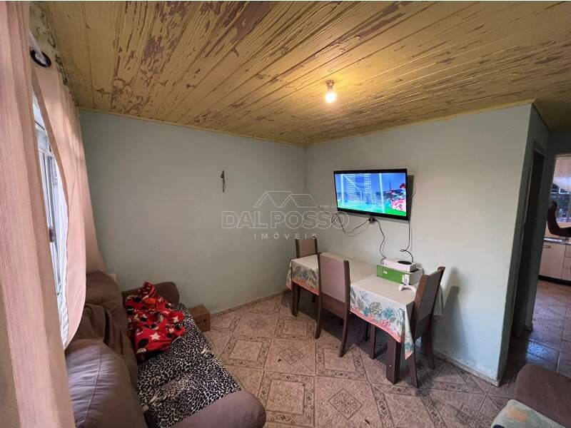 CASA à venda no Conradinho: 