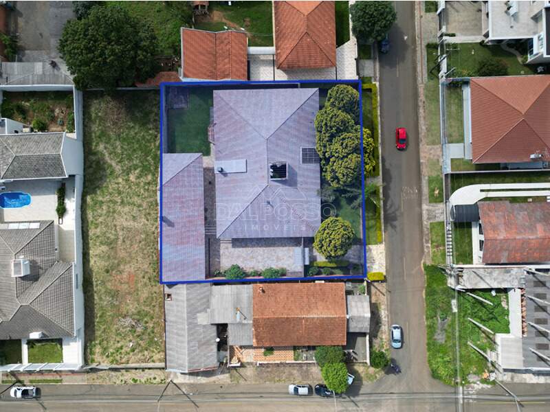 CASA à venda no Bonsucesso: 