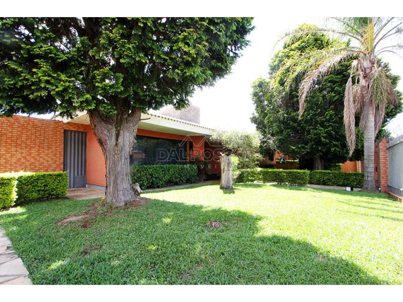 CASA à venda no Bonsucesso: 