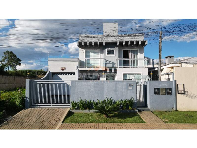 SOBRADO à venda no Boqueirão: 