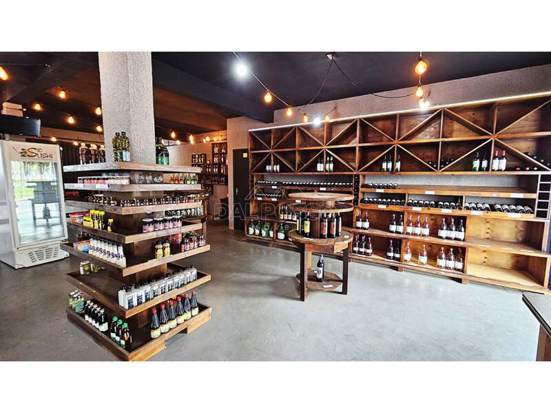 IMÓVEL COMERCIAL à venda no Bonsucesso: 