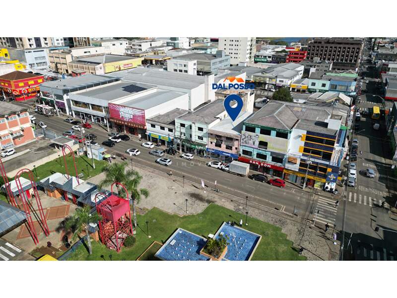 IMÓVEL COMERCIAL à venda no Centro: 